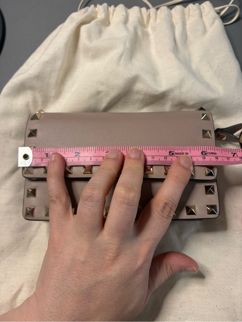 Valentino Rockstud Leather Clutch with removable strap - Picture 11 of 14